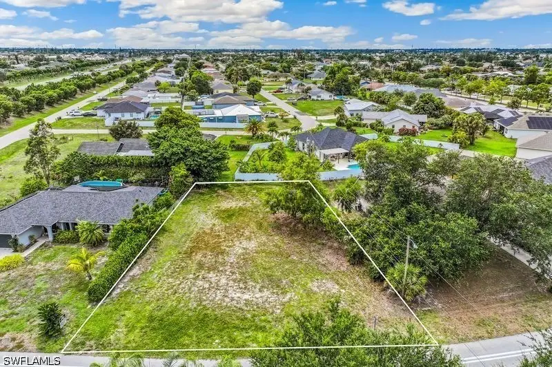 2516 Aviation Parkway, Cape Coral, FL 33904 - #2