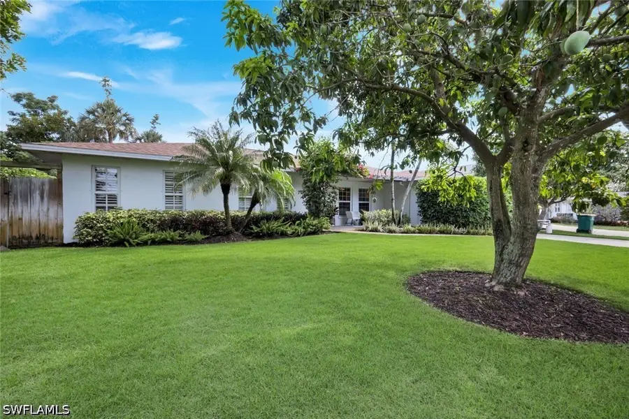841 107th Avenue N, Naples, FL 34108 - #3