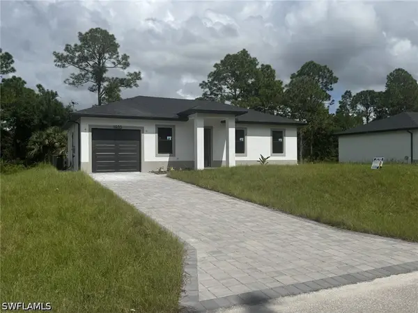 1035 Barcelona Street E, Lehigh Acres, FL 33974
