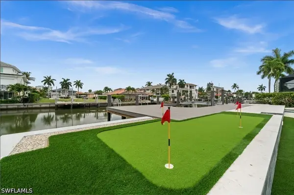 373 Egret Avenue, Naples, FL 34108