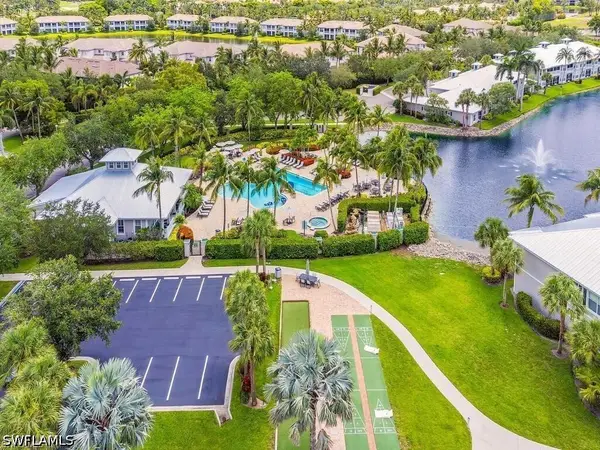 7970 Mahogany Run Lane #211, Naples, FL 34113