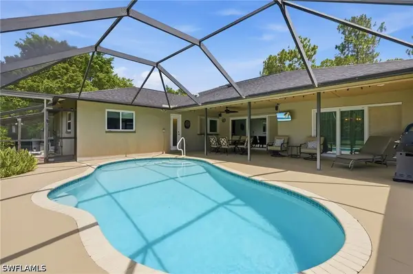 1140 22nd Avenue Ne, Naples, FL 34120
