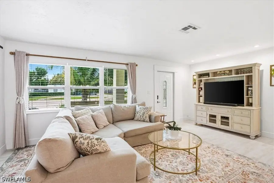 3880 Estey Avenue, Naples, FL 34104 - #3