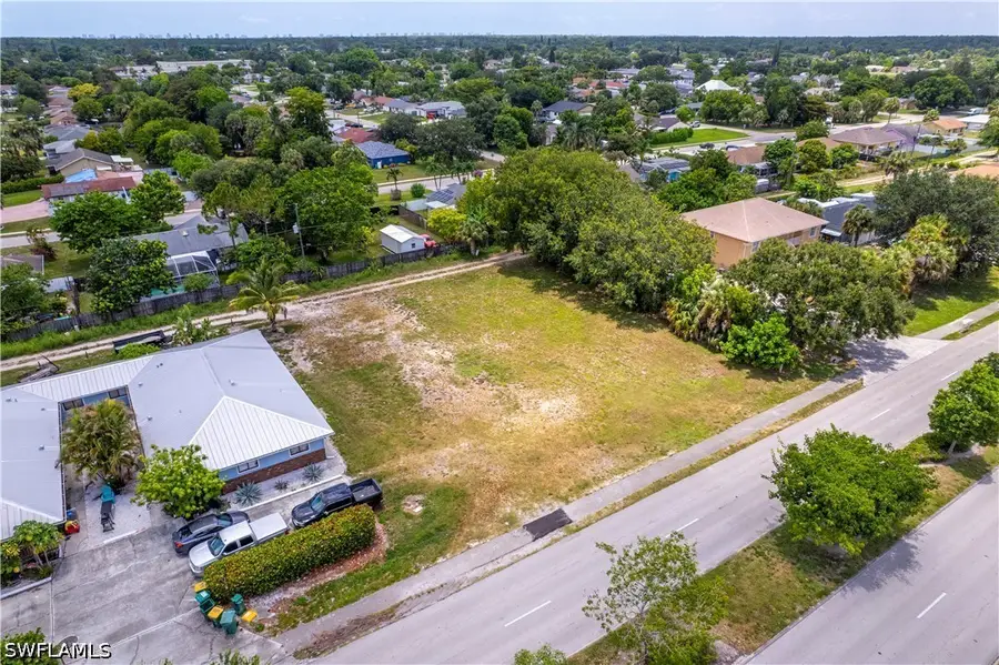 2171 Sunshine Boulevard, Naples, FL 34116 - #2