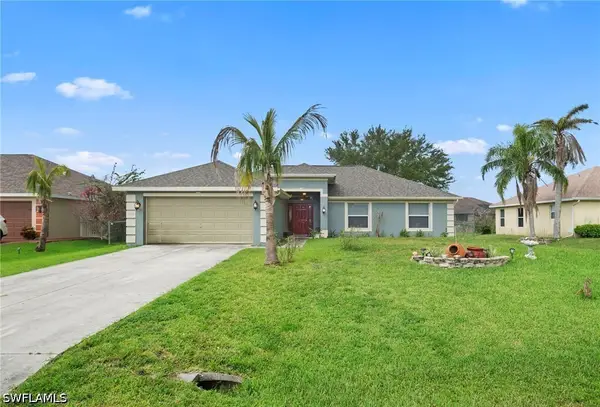 423 Windermere Drive, Lehigh Acres, FL 33972