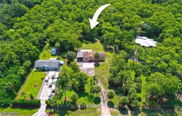 160 19th Street Nw, Naples, FL 34120