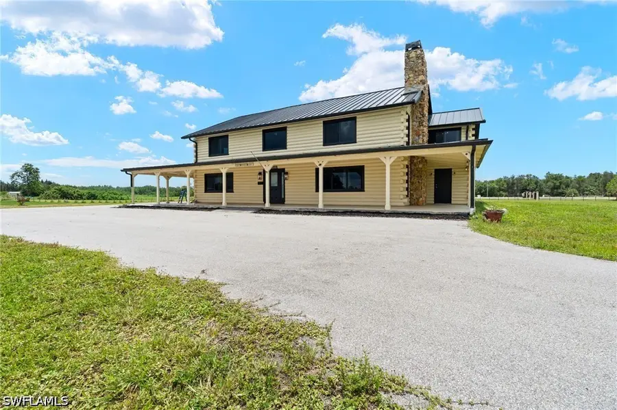 3040 Trail Dairy Circle, North Fort Myers, FL 33917 - #2