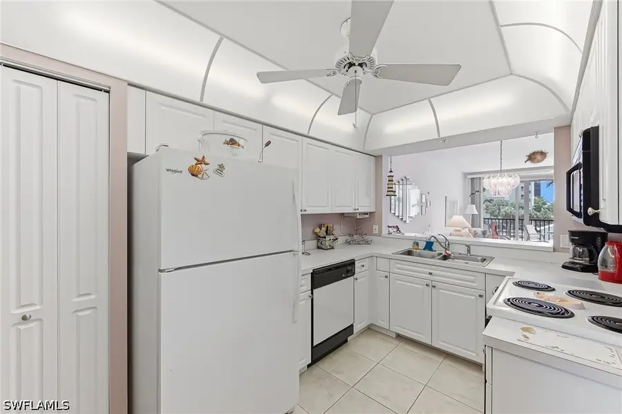 4421 Bay Beach Lane #623, Fort Myers Beach, FL 33931 - #3