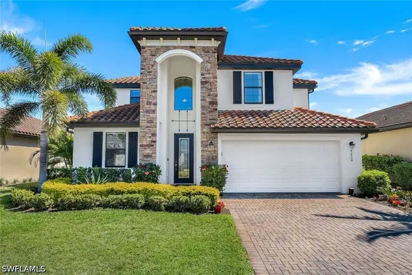 9250 Shadow Oak Lane, Naples, FL 34120