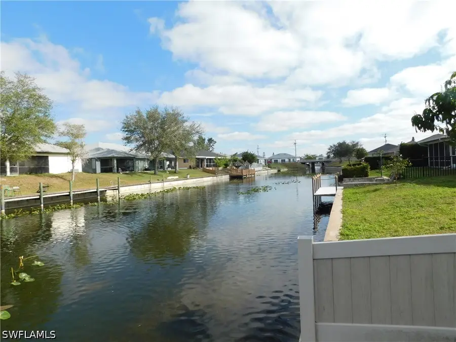 619 SE 7th Street, Cape Coral, FL 33990 - #2