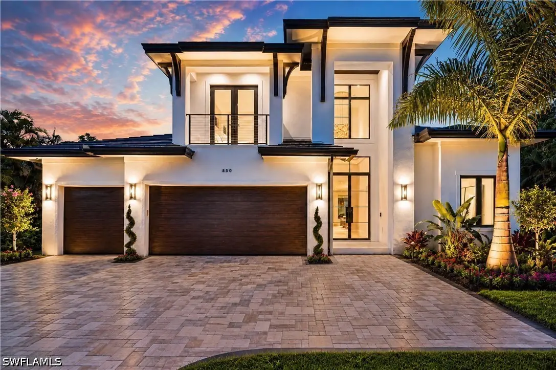850 10th Street N, Naples, FL 34102 - #1