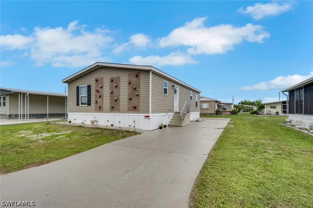 372 Santa Fe Trail, North Fort Myers, FL 33917 - #1