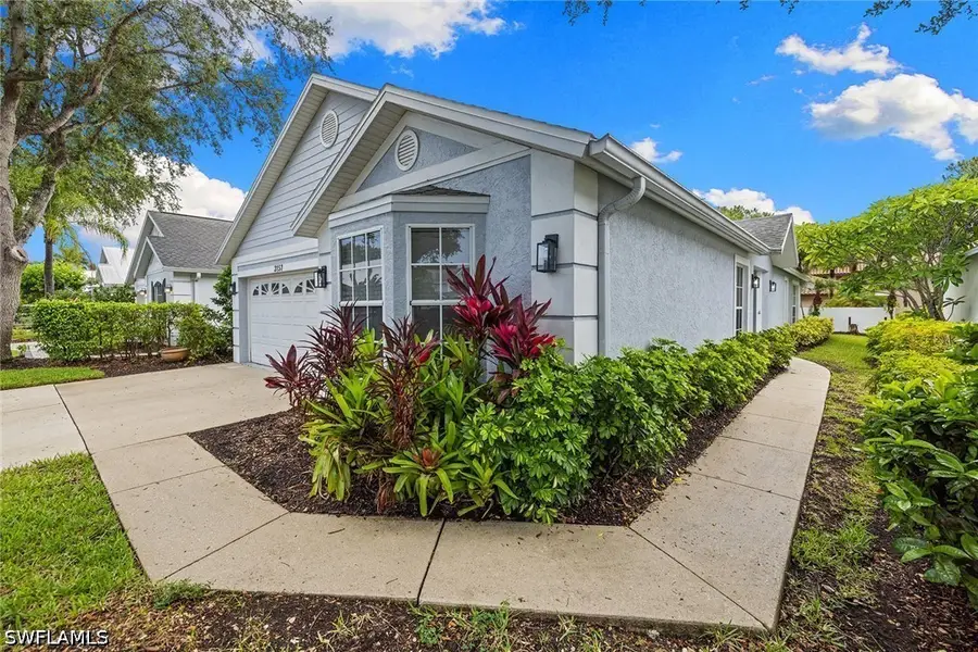 3157 Carriage Circle, Naples, FL 34105 - #2