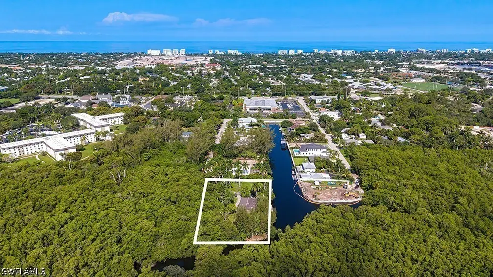 1551 Bembury Drive, Naples, FL 34102 - #1