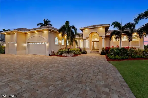 18018 Broadview Drive, Naples, FL 34114