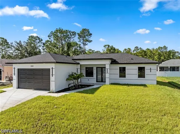 3203 21st Street W, Lehigh Acres, FL 33971