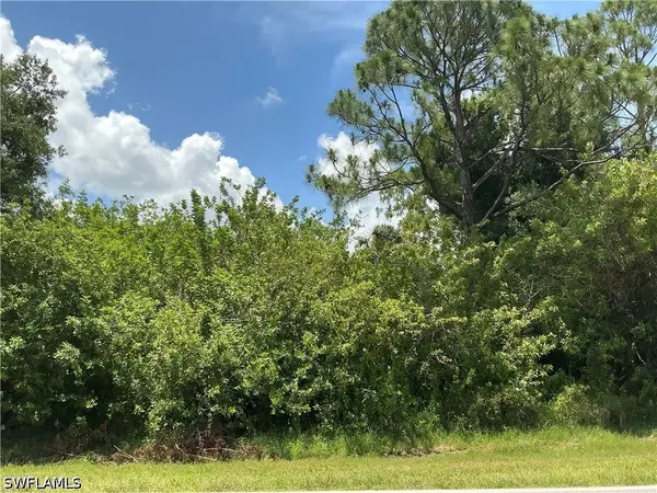 18020 Wintergarden Avenue, Port Charlotte, FL 33948