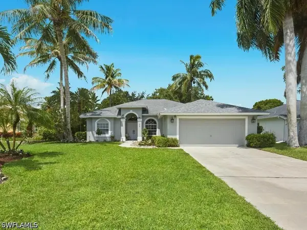 868 Summerfield Drive, Naples, FL 34120