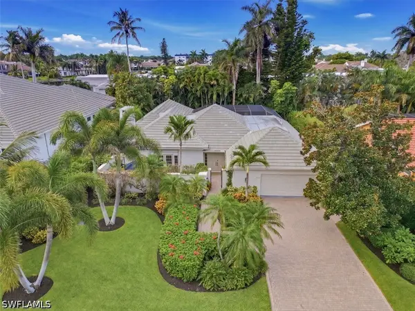 512 Turtle Hatch Road, Naples, FL 34103