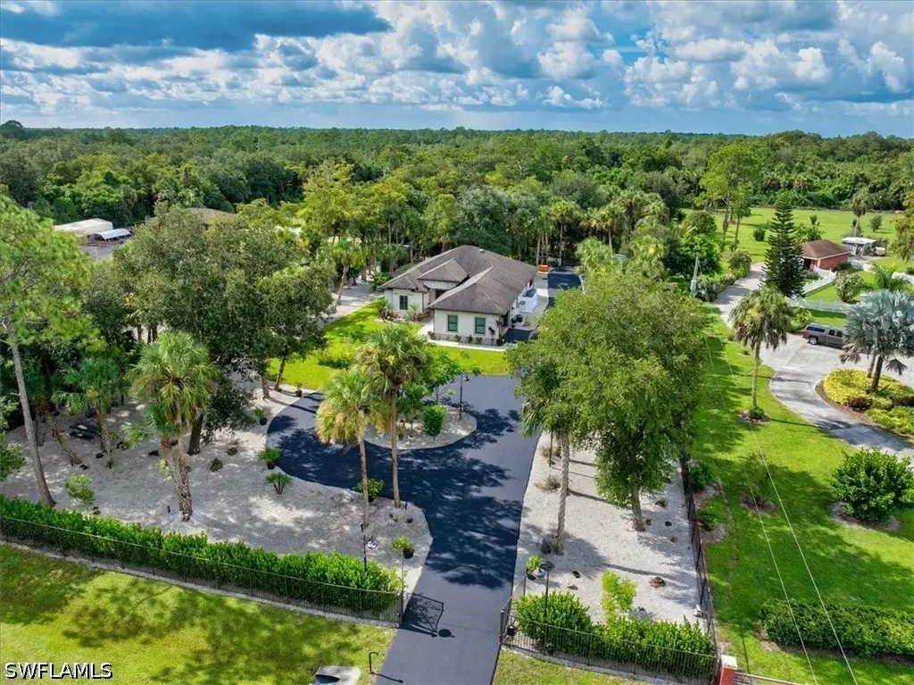 328 16th Avenue Nw, Naples, FL 34120 - #1