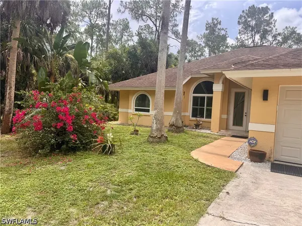 4392 11th Avenue Sw, Naples, FL 34116