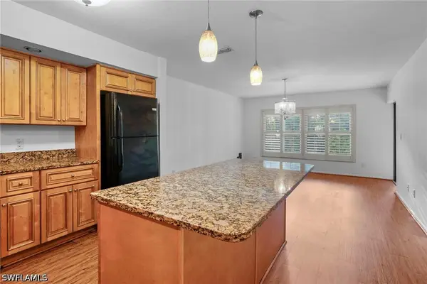 8302 Charter Club Circle #6, Fort Myers, FL 33919