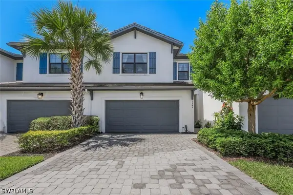 7348 Rockefeller Drive, Naples, FL 34119