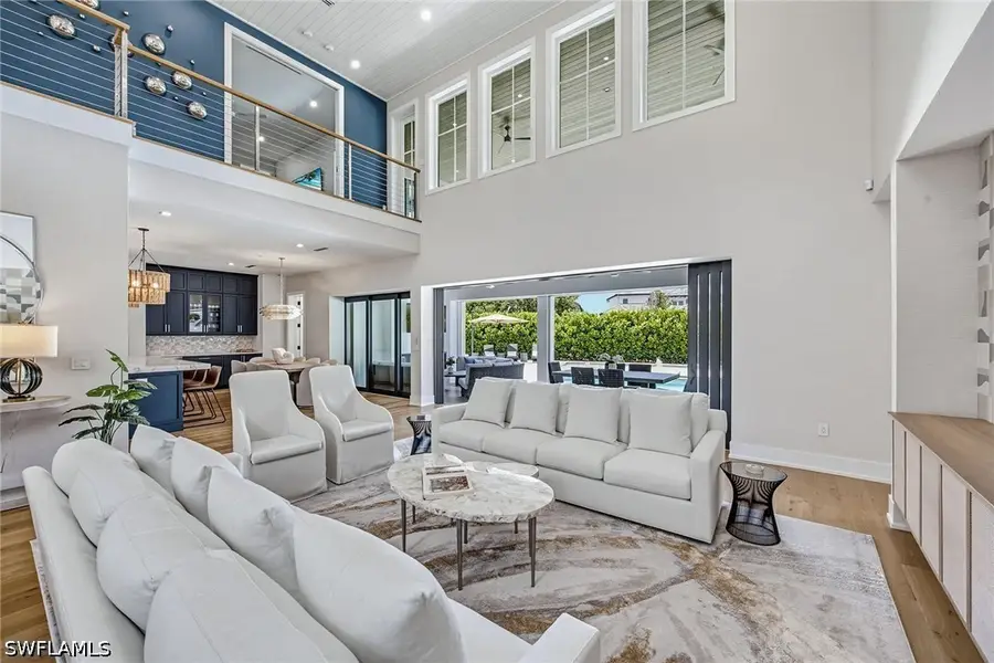 692 Banyan Boulevard, Naples, FL 34102 - #3
