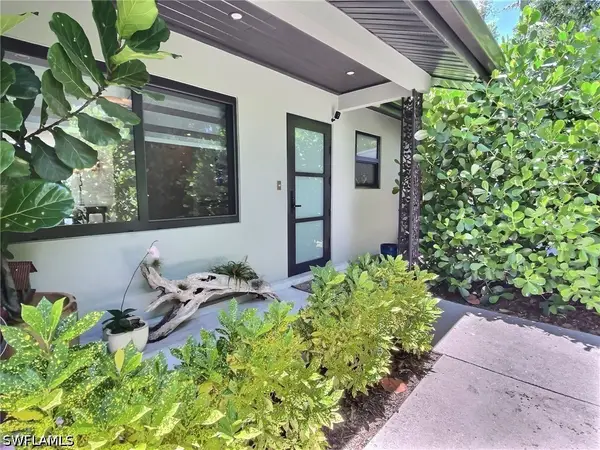 1031 Diana Avenue, Naples, FL 34103