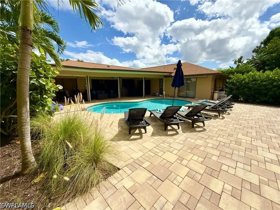 2171 Kings Lake Boulevard, Naples, FL 34112 - #2
