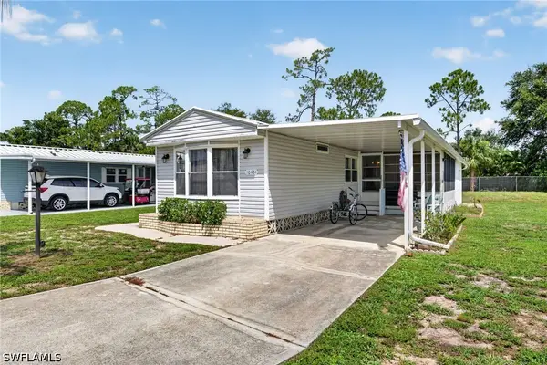 10451 Wales Loop, Bonita Springs, FL 34135