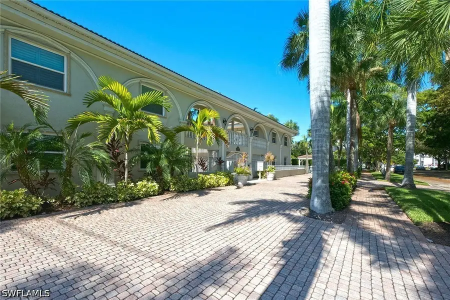 980 7th Avenue S #204, Naples, FL 34102 - #2