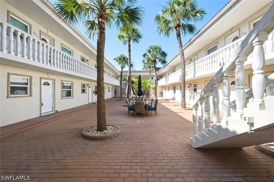 980 7th Avenue S #204, Naples, FL 34102 - #3