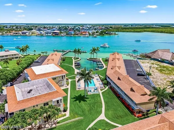 850 Palm Street #F2, Marco Island, FL 34145