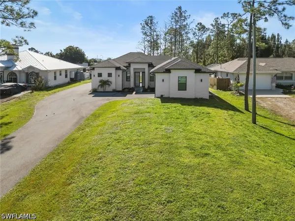 2740 35th Avenue Ne, Naples, FL 34120