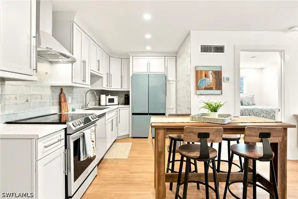 780 10th Avenue S #1, Naples, FL 34102