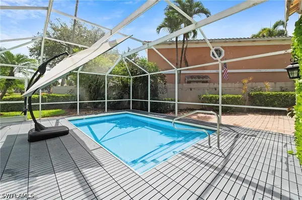 5513 Cove Circle #88, Naples, FL 34119