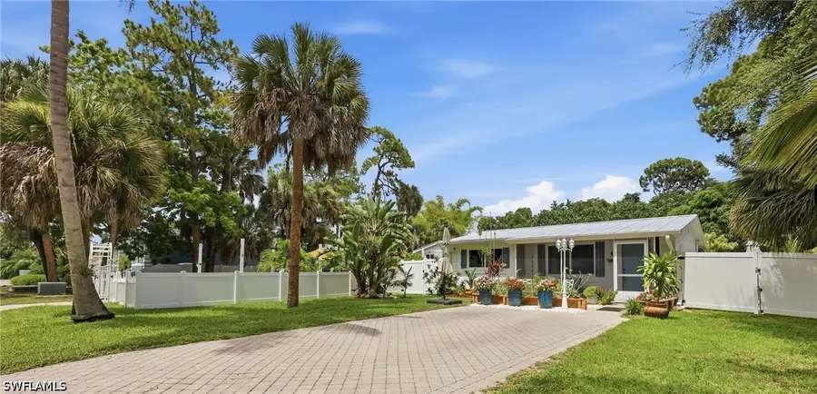 1447 Shadowlawn Drive, Naples, FL 34104 - #3
