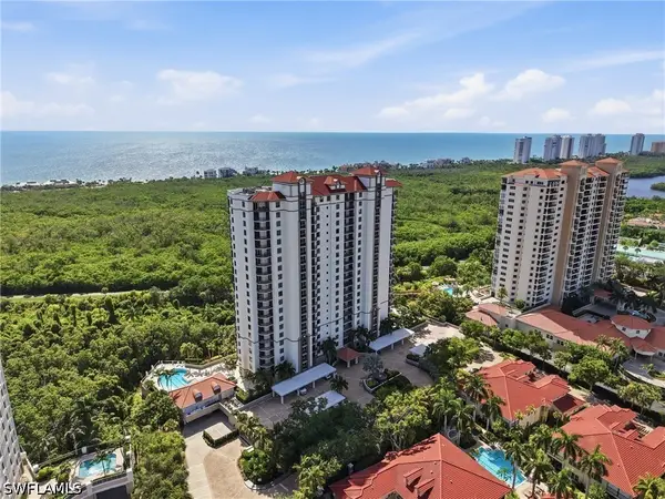 7225 Pelican Bay Boulevard #302, Naples, FL 34108