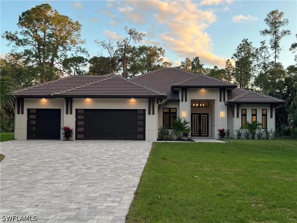 382 39th Avenue Ne, Naples, FL 34120 - #1