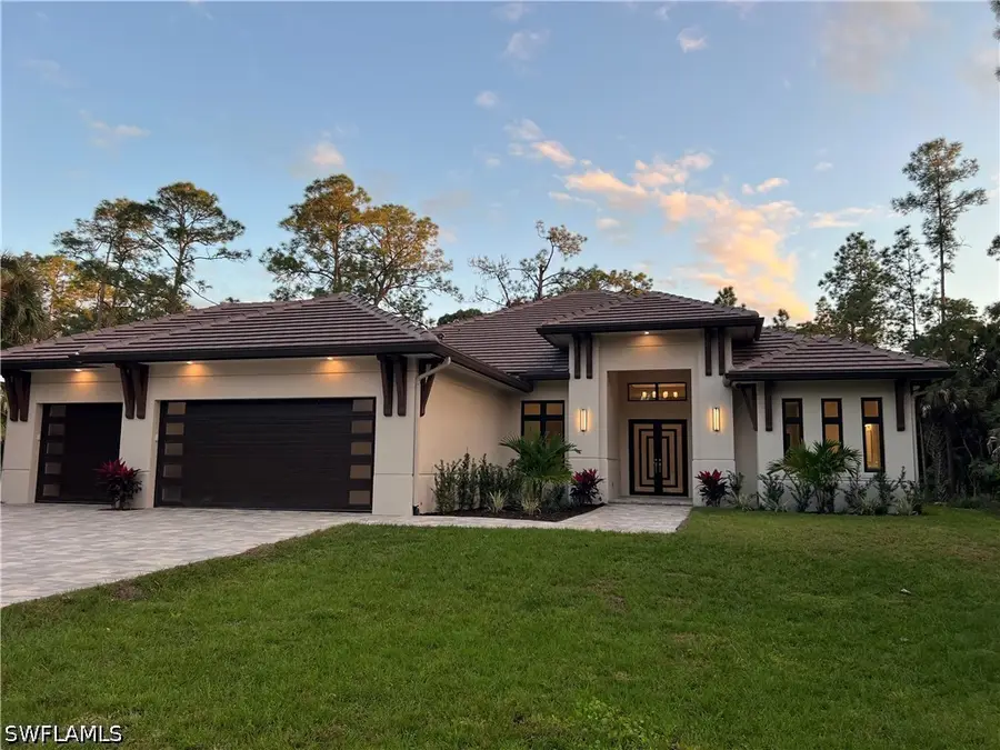382 39th Avenue Ne, Naples, FL 34120 - #2