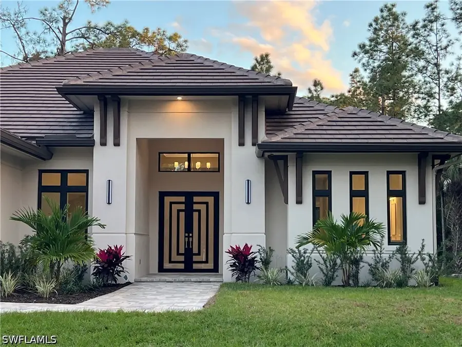 382 39th Avenue Ne, Naples, FL 34120 - #3