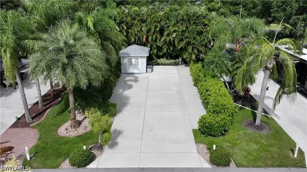 10070 Parkwood Drive, Fort Myers, FL 33905