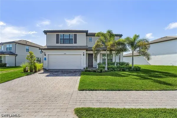 10440 Ventana Lane, Naples, FL 34120