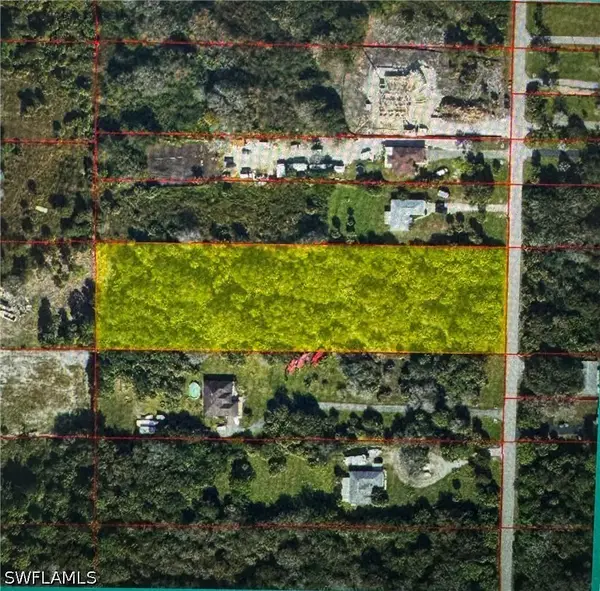 381 16th Street Ne, Naples, FL 34120