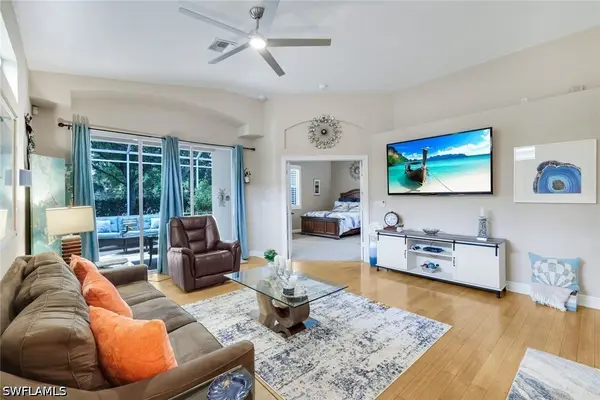 8683 Ibis Cove Circle, Naples, FL 34119