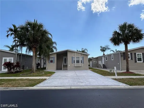 1307 Silver Lakes Boulevard, Naples, FL 34114