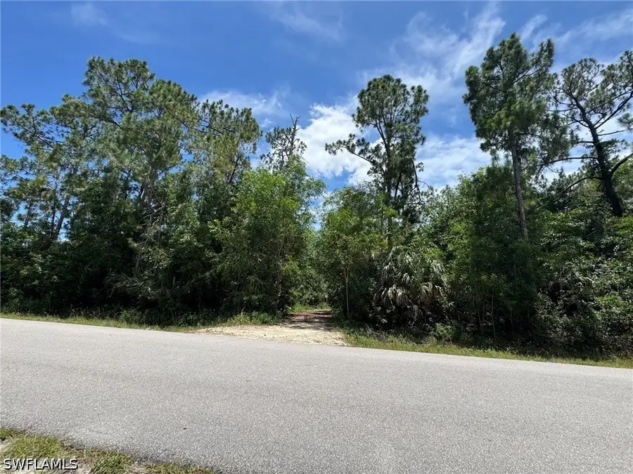 930 24th Avenue Ne, Naples, FL 34120 - #2