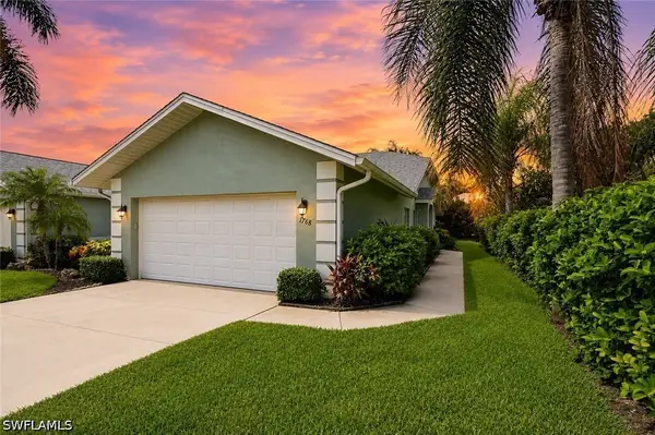 1768 Royal Circle #1402, Naples, FL 34112