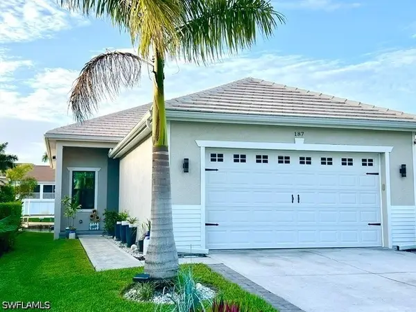 187 Eveningstar Cay, Naples, FL 34114
